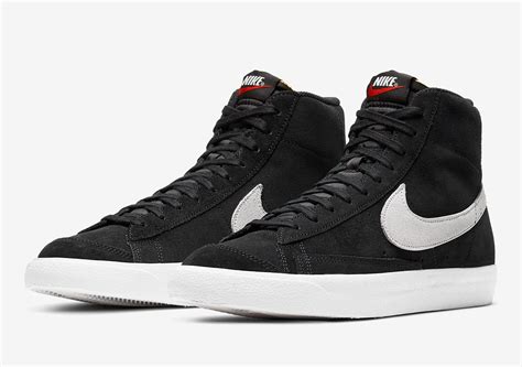 nike mid black blazer